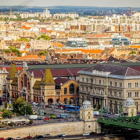 Blue Danube Studio Apartman * Budapest